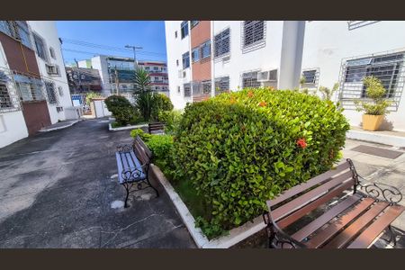 Apartamento à venda com 66m², 2 quartos e 1 vagaÁrea comum