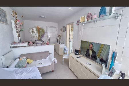 Apartamento à venda com 66m², 2 quartos e 1 vagaSala 