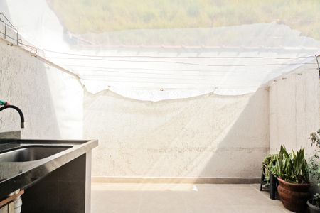 Casa de condomínio à venda com 109m², 2 quartos e 2 vagas Casa de condomínio à venda com 109m², 2 quartos e 2 vagasÁrea de Serviço