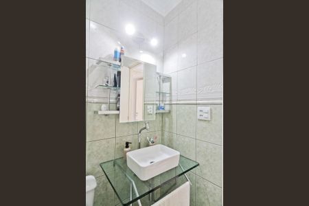 Casa de condomínio à venda com 109m², 2 quartos e 2 vagas Casa de condomínio à venda com 109m², 2 quartos e 2 vagasBanheiro