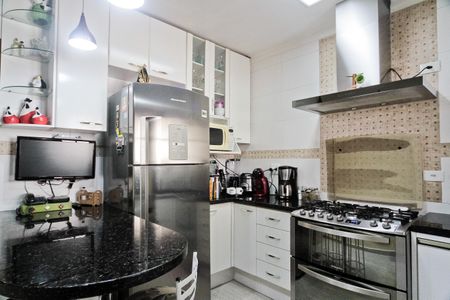 Casa de condomínio à venda com 109m², 2 quartos e 2 vagas Casa de condomínio à venda com 109m², 2 quartos e 2 vagasCozinha