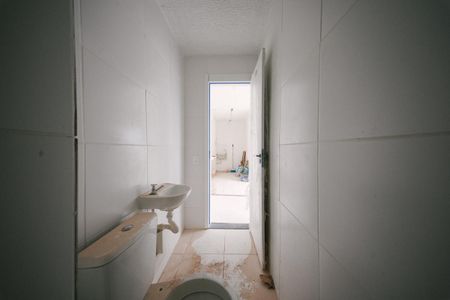 Apartamento para alugar com 33m², 2 quartos e sem vaga Apartamento para alugar com 33m², 2 quartos e sem vagaBanheiro