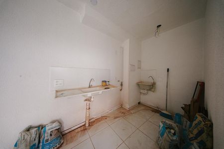 Apartamento para alugar com 33m², 2 quartos e sem vaga Apartamento para alugar com 33m², 2 quartos e sem vagaCozinha/Área de serviço