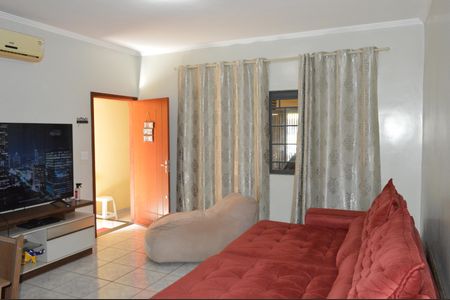 Casa para alugar com 175m², 2 quartos e 1 vagaSala