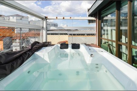 Apartamento para alugar com 149m², 3 quartos e 1 vaga