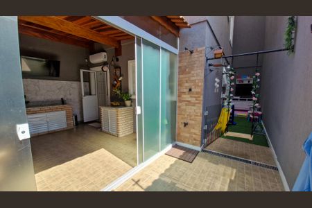 Casa à venda com 153m², 3 quartos e 4 vagasQuintal