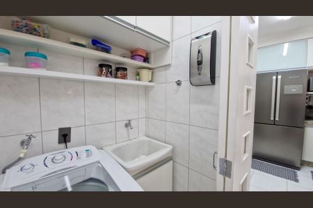 Casa à venda com 153m², 3 quartos e 4 vagasÁrea de Serviço