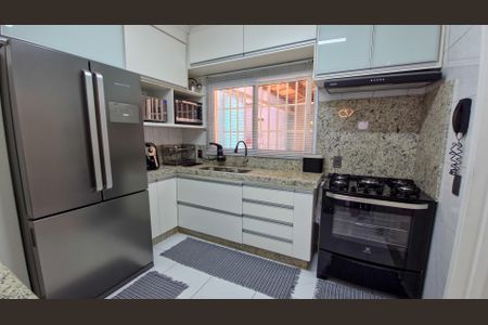 Casa à venda com 153m², 3 quartos e 4 vagasCozinha