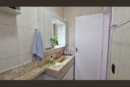 Casa à venda com 153m², 3 quartos e 4 vagasBanheiro
