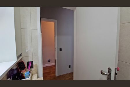 Casa à venda com 153m², 3 quartos e 4 vagasBanheiro