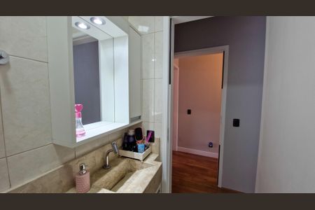 Casa à venda com 153m², 3 quartos e 4 vagasBanheiro