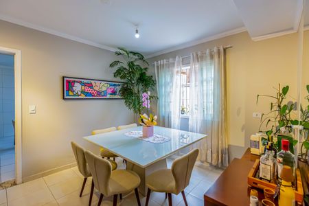 Casa à venda com 150m², 3 quartos e 2 vagasSala de jantar
