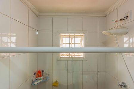 Casa à venda com 150m², 3 quartos e 2 vagasSuite - Banheiro