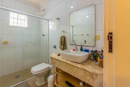 Casa à venda com 150m², 3 quartos e 2 vagasBanheiro social