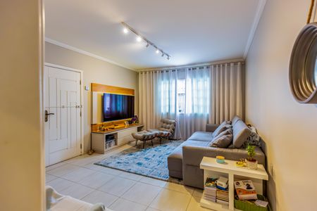 Casa à venda com 150m², 3 quartos e 2 vagasSuite