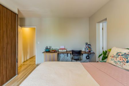 Casa à venda com 150m², 3 quartos e 2 vagasSuite