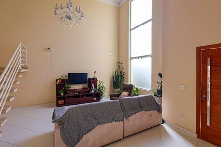 Casa de condomínio para alugar com 320m², 5 quartos e 4 vagas Casa de condomínio para alugar com 320m², 5 quartos e 4 vagassala