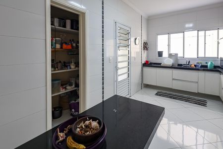 Casa de condomínio para alugar com 320m², 5 quartos e 4 vagas Casa de condomínio para alugar com 320m², 5 quartos e 4 vagasCozinha