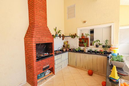 Casa de condomínio para alugar com 320m², 5 quartos e 4 vagas Casa de condomínio para alugar com 320m², 5 quartos e 4 vagasArea Gourmet