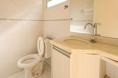 Casa de condomínio para alugar com 320m², 5 quartos e 4 vagas Casa de condomínio para alugar com 320m², 5 quartos e 4 vagasBanheiro piscina