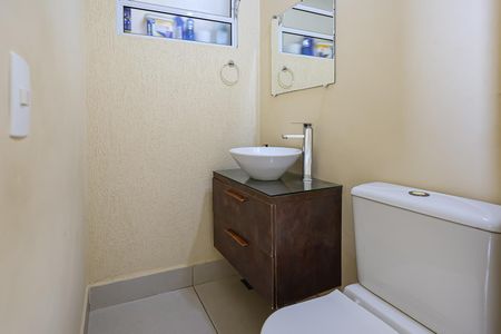 Casa de condomínio para alugar com 320m², 5 quartos e 4 vagas Casa de condomínio para alugar com 320m², 5 quartos e 4 vagasLavabro