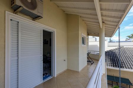 Casa de condomínio para alugar com 320m², 5 quartos e 4 vagas Casa de condomínio para alugar com 320m², 5 quartos e 4 vagasSacada Suites