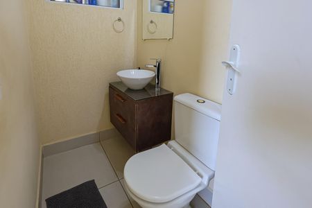 Casa de condomínio para alugar com 320m², 5 quartos e 4 vagas Casa de condomínio para alugar com 320m², 5 quartos e 4 vagasLavabro