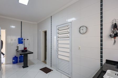 Casa de condomínio para alugar com 320m², 5 quartos e 4 vagas Casa de condomínio para alugar com 320m², 5 quartos e 4 vagasCozinha