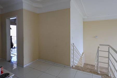 Casa de condomínio para alugar com 320m², 5 quartos e 4 vagas Casa de condomínio para alugar com 320m², 5 quartos e 4 vagasHall Quartos