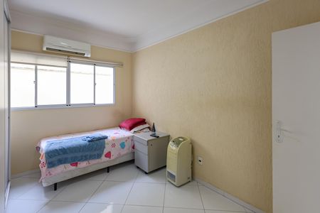 Casa de condomínio para alugar com 320m², 5 quartos e 4 vagas Casa de condomínio para alugar com 320m², 5 quartos e 4 vagasQuarto 1