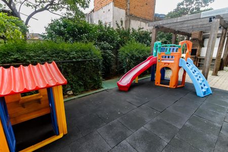 Apartamento para alugar com 52m², 2 quartos e sem vaga Apartamento para alugar com 52m², 2 quartos e sem vagaÁrea comum - Playground