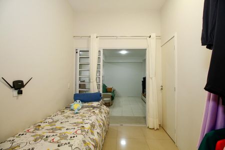 Casa à venda com 350m², 6 quartos e 6 vagas Casa à venda com 350m², 6 quartos e 6 vagasQuarto 1