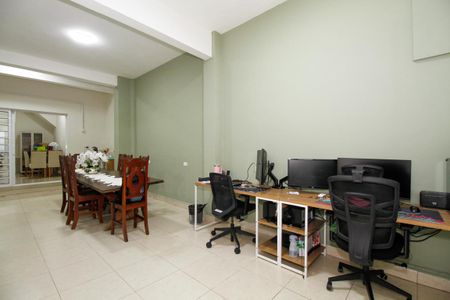 Casa à venda com 350m², 6 quartos e 6 vagas Casa à venda com 350m², 6 quartos e 6 vagasSala de Estar e Jantar