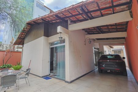 Casa à venda com 5 quartos, 400m² em Liberdade, Belo Horizonte