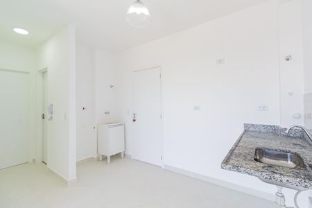 Apartamento para alugar com 42m², 2 quartos e sem vaga Apartamento para alugar com 42m², 2 quartos e sem vagaCozinha e Área de Serviço