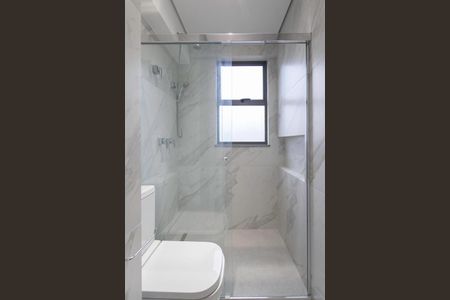 Apartamento para alugar com 110m², 4 quartos e 2 vagas Apartamento para alugar com 110m², 4 quartos e 2 vagasBanheiro social e da semi suíte