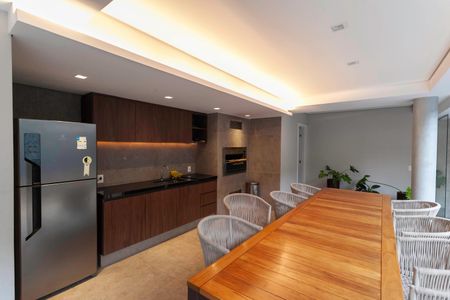 Apartamento para alugar com 110m², 4 quartos e 2 vagas Apartamento para alugar com 110m², 4 quartos e 2 vagasÁrea comum - Churrasqueira