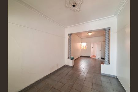 Casa para alugar com 150m², 2 quartos e sem vaga Casa para alugar com 150m², 2 quartos e sem vagaSala