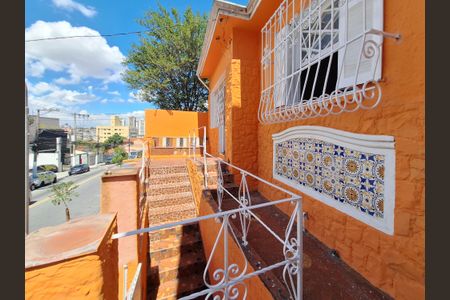 Casa para alugar com 150m², 2 quartos e sem vaga Casa para alugar com 150m², 2 quartos e sem vagaVaranda