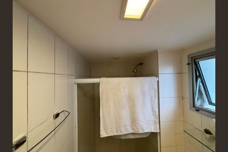 Apartamento à venda com 122m², 4 quartos e 2 vagas Apartamento à venda com 122m², 4 quartos e 2 vagasBanheiro do Quarto 1