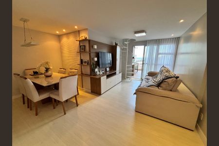 Sala de apartamento à venda com 4 quartos, 122m² em Recreio dos Bandeirantes, Rio de Janeiro