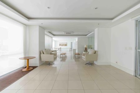 Apartamento à venda com 122m², 4 quartos e 2 vagas Apartamento à venda com 122m², 4 quartos e 2 vagasÁrea comum
