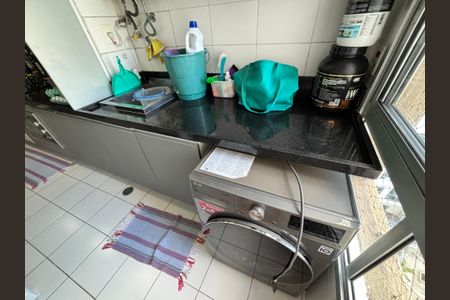 Apartamento à venda com 122m², 4 quartos e 2 vagas Apartamento à venda com 122m², 4 quartos e 2 vagasÁrea de Serviço