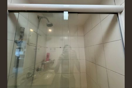 Apartamento à venda com 122m², 4 quartos e 2 vagas Apartamento à venda com 122m², 4 quartos e 2 vagasBanheiro