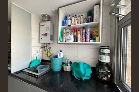 Apartamento à venda com 122m², 4 quartos e 2 vagas Apartamento à venda com 122m², 4 quartos e 2 vagasÁrea de Serviço