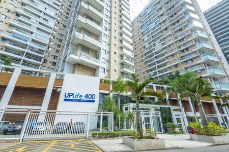 Apartamento à venda com 122m², 4 quartos e 2 vagas Apartamento à venda com 122m², 4 quartos e 2 vagasFachada