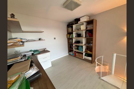 Apartamento à venda com 122m², 4 quartos e 2 vagas Apartamento à venda com 122m², 4 quartos e 2 vagasQuarto 4