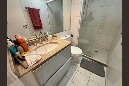 Apartamento à venda com 122m², 4 quartos e 2 vagas Apartamento à venda com 122m², 4 quartos e 2 vagasBanheiro