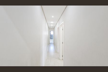 Apartamento à venda com 104m², 2 quartos e 2 vagasCorredor