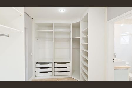 Apartamento à venda com 104m², 2 quartos e 2 vagasCloset da suíte